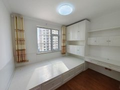 德紅世紀(jì)華府5樓122平三室兩衛(wèi)53萬(wàn)