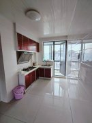 鼎園社區(qū)2015年框架樓頂樓110.36平三室兩衛(wèi)19.8萬