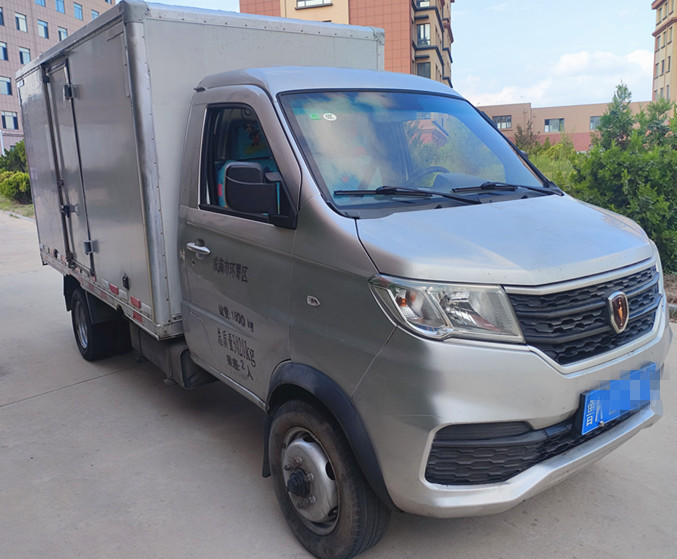 國六2021年3米2廂貨