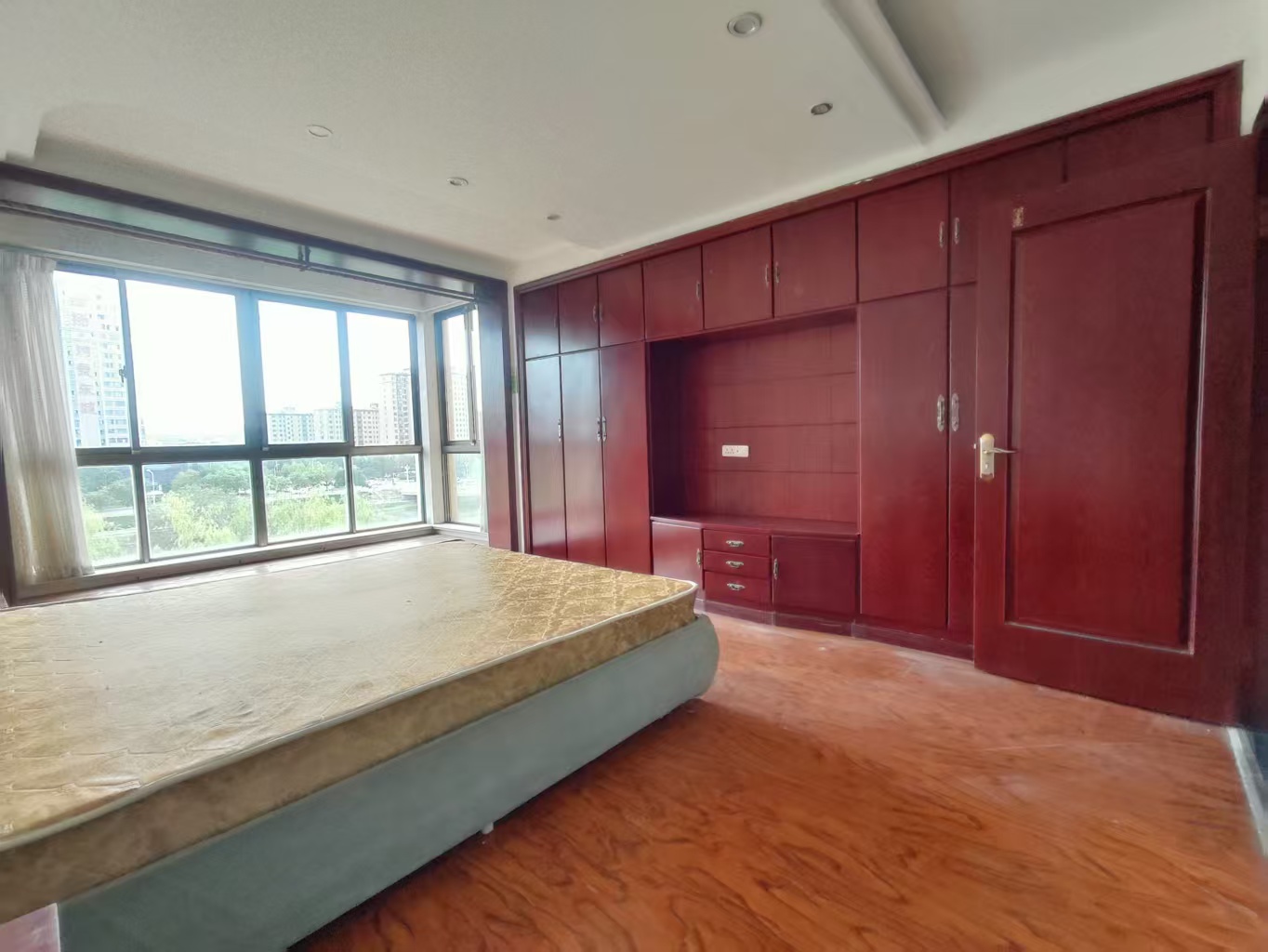 福泉名居186平河景風水房出售 福泉名居186平河景風水房出售