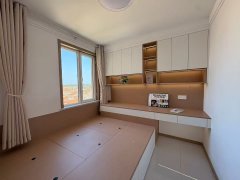 九里水頭居民小區(qū)三室106.69平精裝修38萬(wàn)