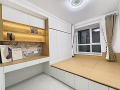 德紅世紀(jì)華府好樓層109平三室47萬(wàn)