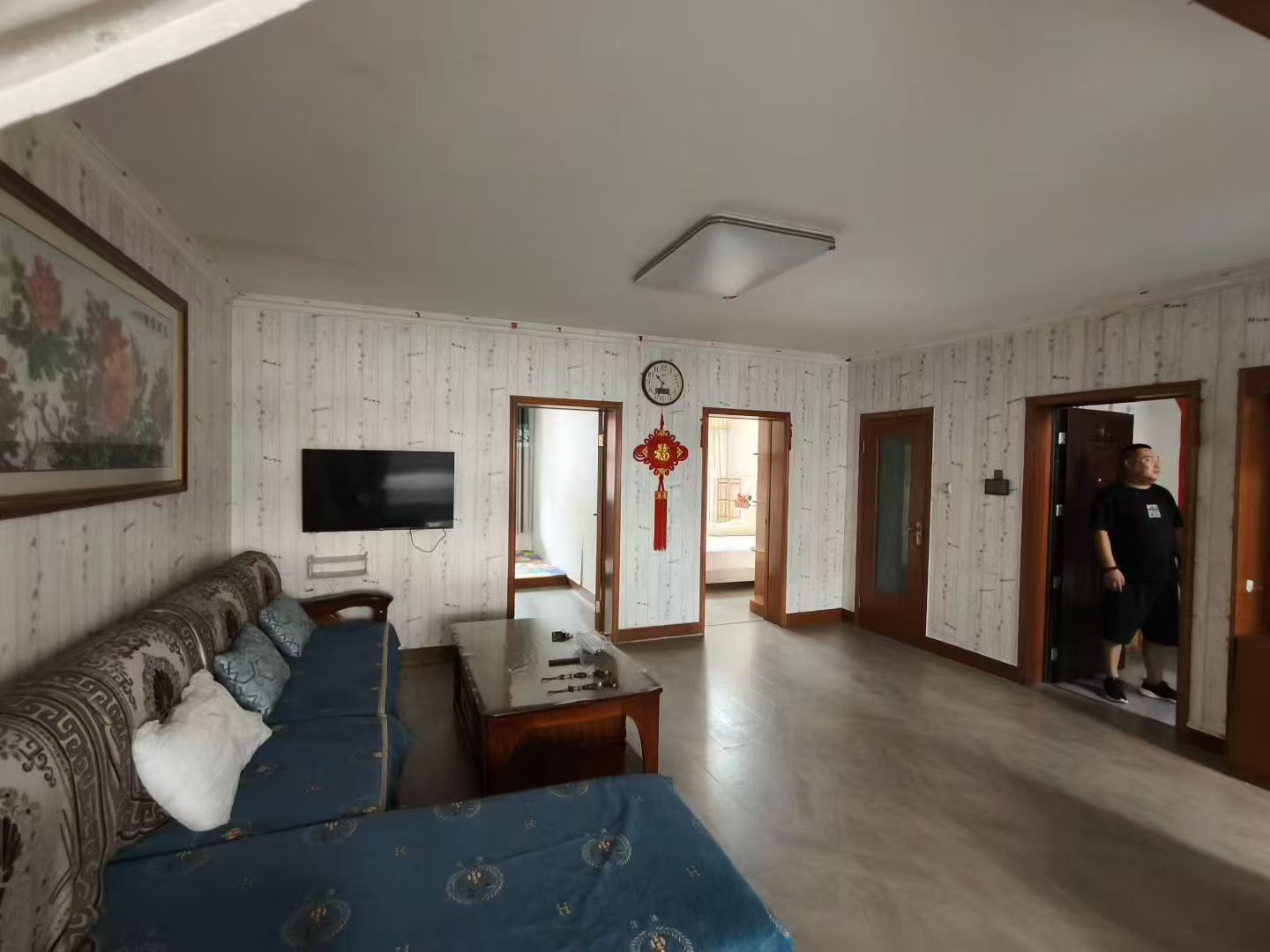 單山路澆筑樓一樓90平29.8萬 單山路澆筑樓一樓90平29.8萬