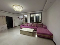 昆崳新城澆筑樓4樓115平三室28.8萬