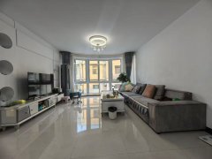 銀海綠洲龍溪苑住人一樓東邊戶139.71平三室兩衛(wèi)45.8萬