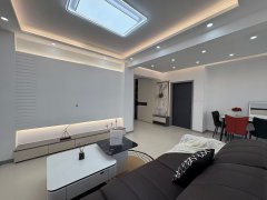 海泰莊園一期電梯好樓層112.56平送草房三室時(shí)尚53.8萬(wàn)