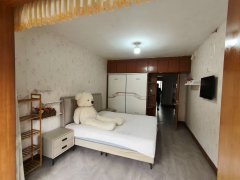 單山路澆筑樓一樓90平29.8萬